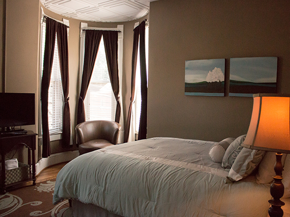 Julia’s Suite Photo 1